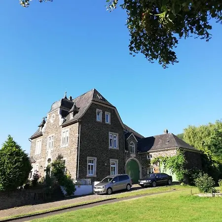 Lägenhet Haus Nummer 1, Moselblick Reil