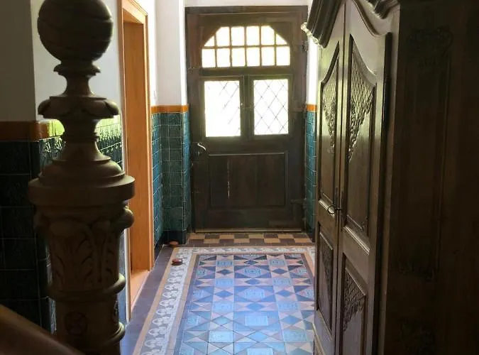 Haus Nummer 1, Moselblick Reil