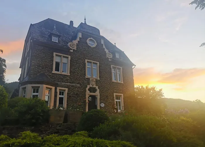 Haus Nummer 1, Moselblick 아파트